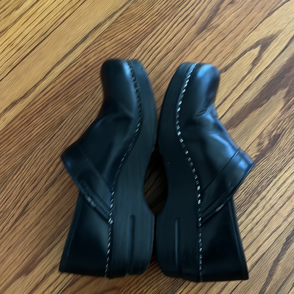 Dansko Clogs - Picture 2 of 3